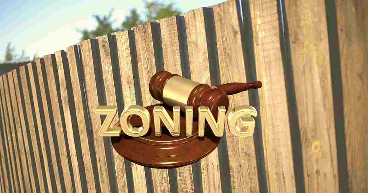 What to Know About Zoning Laws for Backyard Fences (in Indianapolis)
